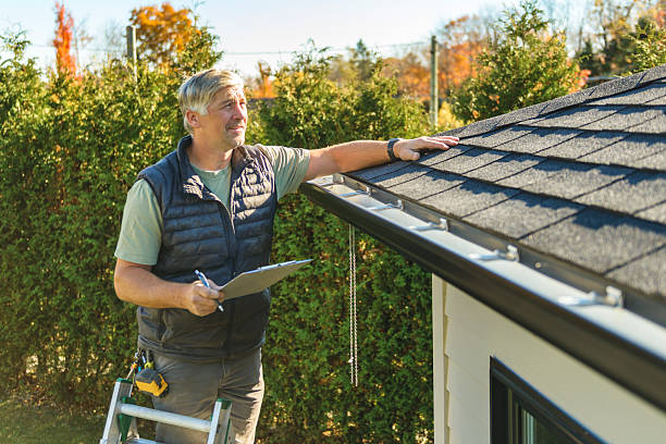 Professional Flat Roof Repair technician working in Hamilton, TX